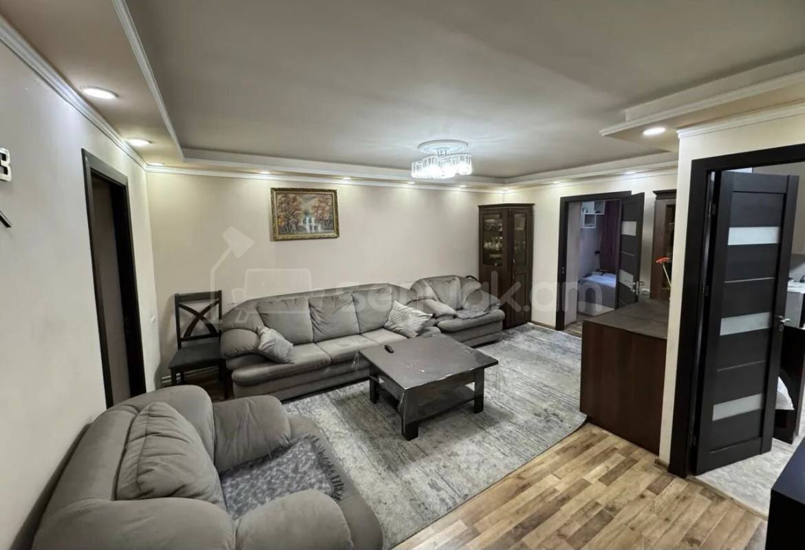 2 Սենյականոց Բնակարան Քարե Շենքում, 54քմ, 1/5 հարկ, Կապիտալ Վերանորոգված