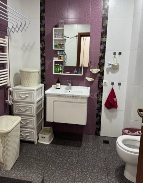 2 Սենյականոց Բնակարան Քարե Շենքում, 45քմ, 2/5 հարկ, Կապիտալ Վերանորոգված, Կահավորված, Արևկող