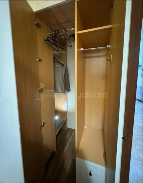 2 Սենյականոց Բնակարան Քարե Շենքում, 45քմ, 2/5 հարկ, Կապիտալ Վերանորոգված, Կահավորված, Արևկող