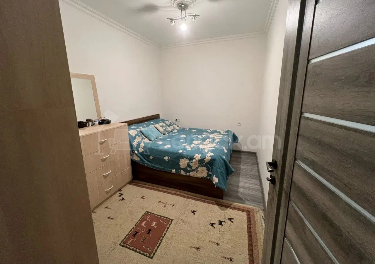 3 Սենյականոց Բնակարան, 80քմ, 2/13 հարկ, Կապիտալ Վերանորոգված