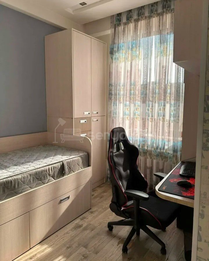 4 Սենյականոց Բնակարան Նորակառույցում, 89քմ, 4/9 հարկ, Կապիտալ Վերանորոգված