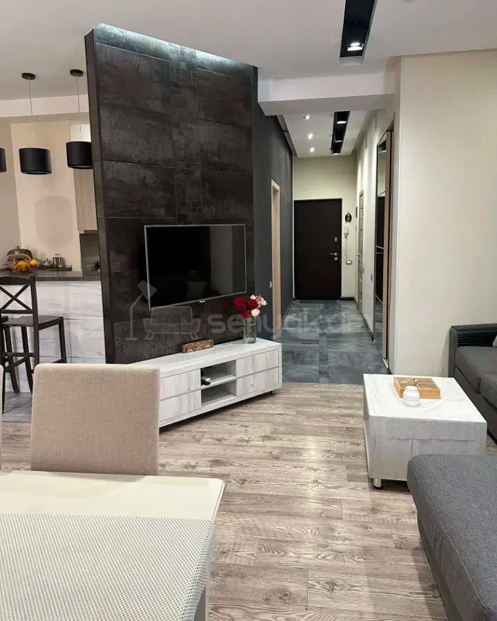 4 Սենյականոց Բնակարան Նորակառույցում, 89քմ, 4/9 հարկ, Կապիտալ Վերանորոգված