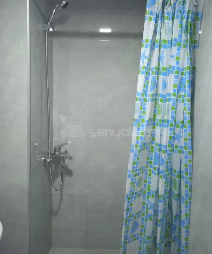 3 Սենյականոց Բնակարան Քարե Շենքում, 68քմ, 1/1 հարկ, Նորմալ Վիճակում, Կահավորված