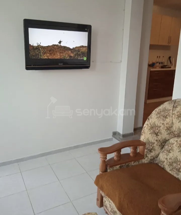 3 Սենյականոց Բնակարան Քարե Շենքում, 68քմ, 1/1 հարկ, Նորմալ Վիճակում, Կահավորված