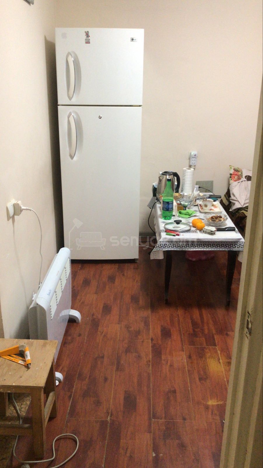 1 Սենյականոց Բնակարան Քարե Շենքում, 45քմ, 1/1 հարկ, Նորմալ Վիճակում, Կահավորված