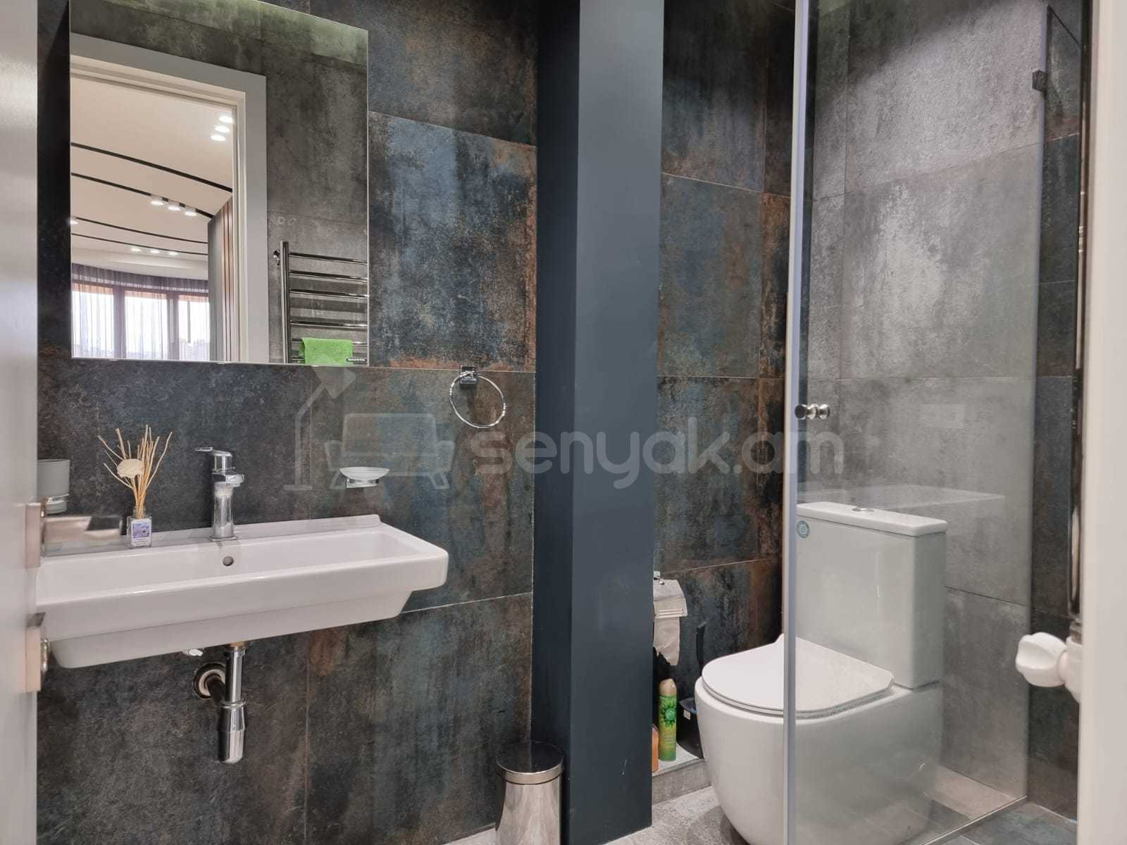 3 Սենյականոց Բնակարան Նորակառույցում, 100քմ, 13/13 հարկ, Դիզայներական Վերանորոգված, Կահավորված, Արևկող