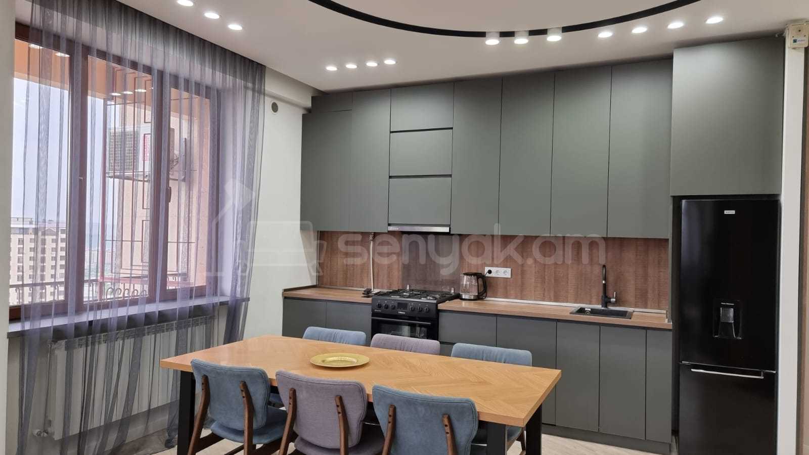 3 Սենյականոց Բնակարան Նորակառույցում, 100քմ, 13/13 հարկ, Դիզայներական Վերանորոգված, Կահավորված, Արևկող