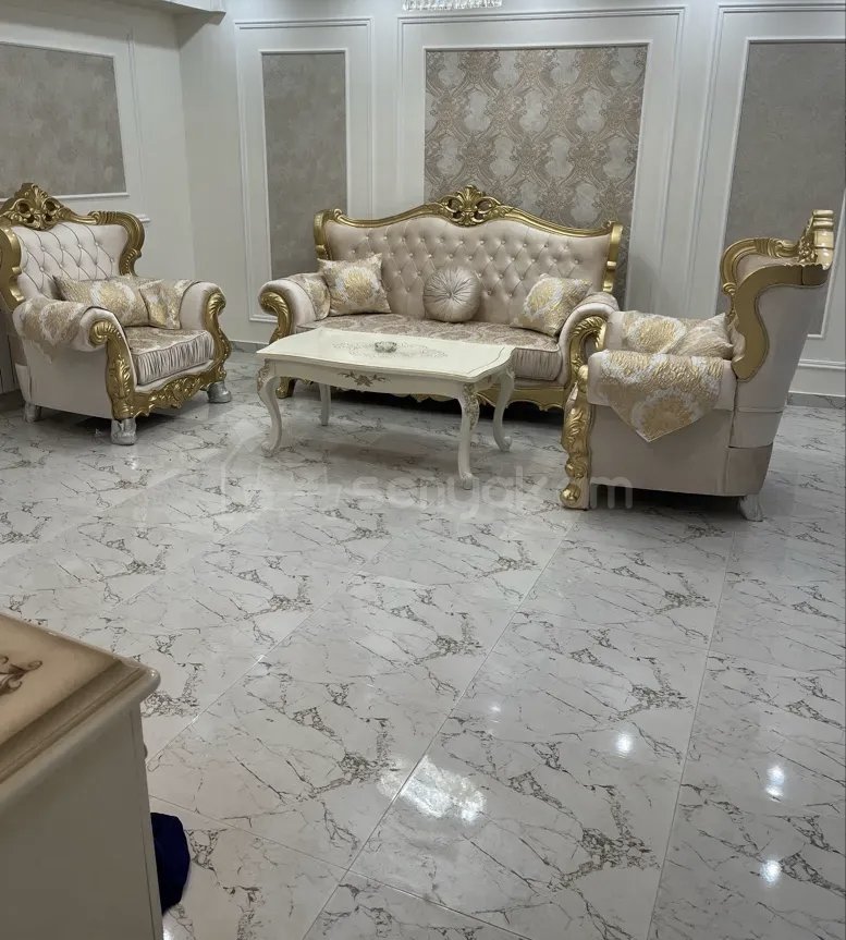 3 Սենյականոց Բնակարան Քարե Շենքում, 72քմ, 1/3 հարկ, Կապիտալ Վերանորոգված, Կահավորված