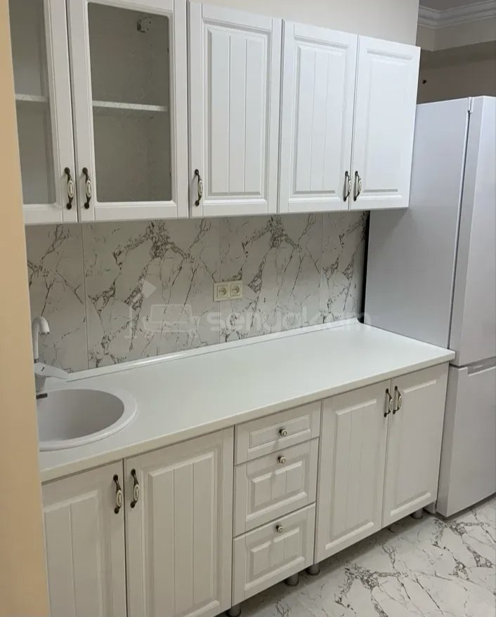 3 Սենյականոց Բնակարան Քարե Շենքում, 72քմ, 1/3 հարկ, Կապիտալ Վերանորոգված, Կահավորված