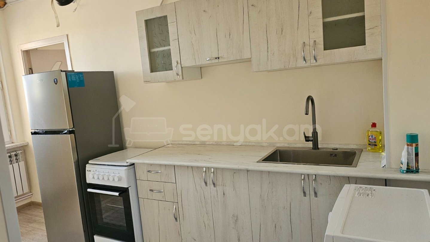 3 Սենյականոց Բնակարան, 70քմ, 12/16 հարկ, Կապիտալ Վերանորոգված, Կահավորված, Արևկող