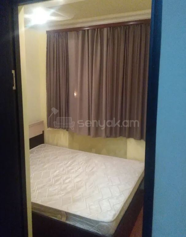 2 Սենյականոց Բնակարան Քարե Շենքում, 28քմ, 3/4 հարկ, Կապիտալ Վերանորոգված