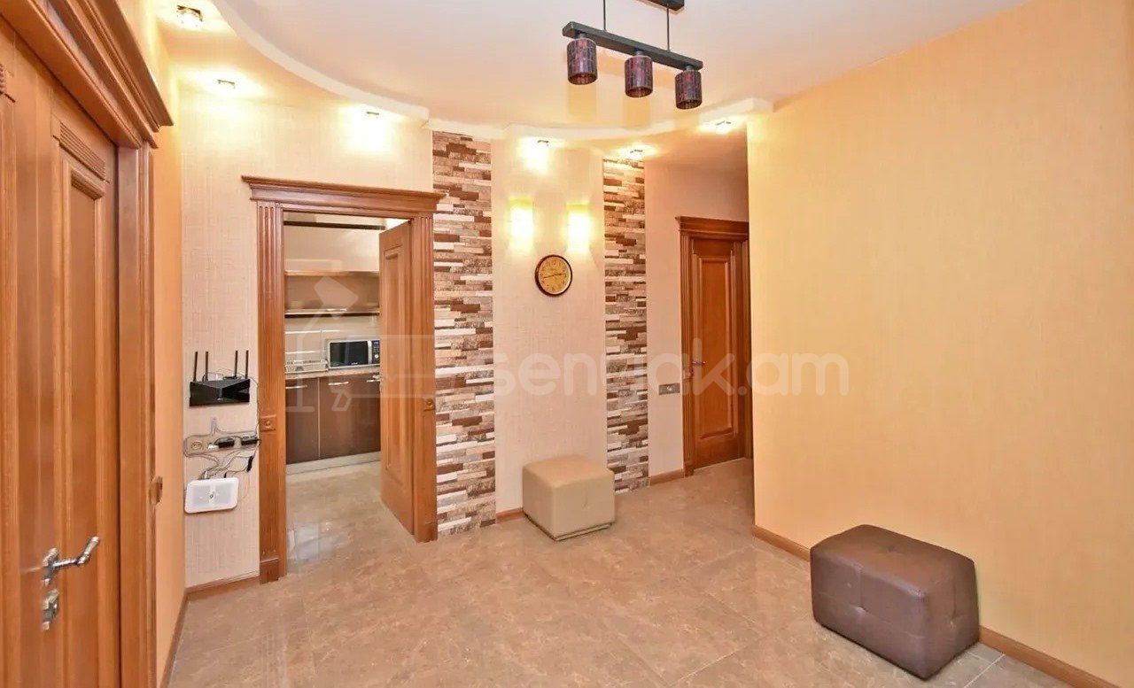 3 Սենյականոց Բնակարան, 80քմ, 5/10 հարկ, Կապիտալ Վերանորոգված