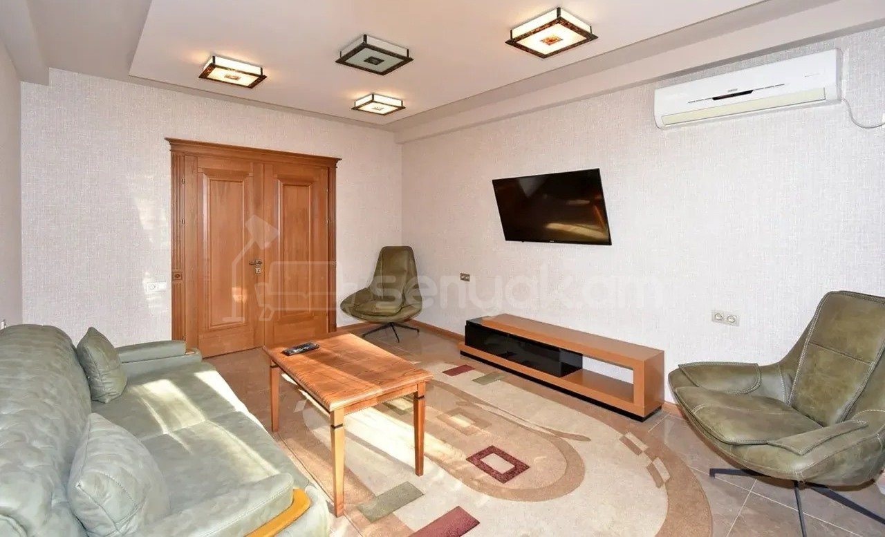 3 Սենյականոց Բնակարան, 80քմ, 5/10 հարկ, Կապիտալ Վերանորոգված