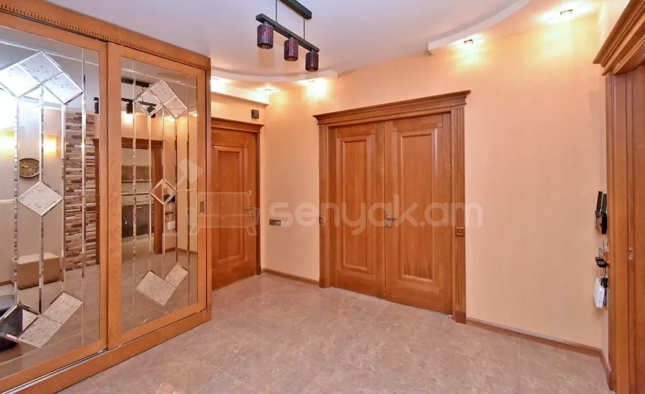 3 Սենյականոց Բնակարան, 80քմ, 5/10 հարկ, Կապիտալ Վերանորոգված