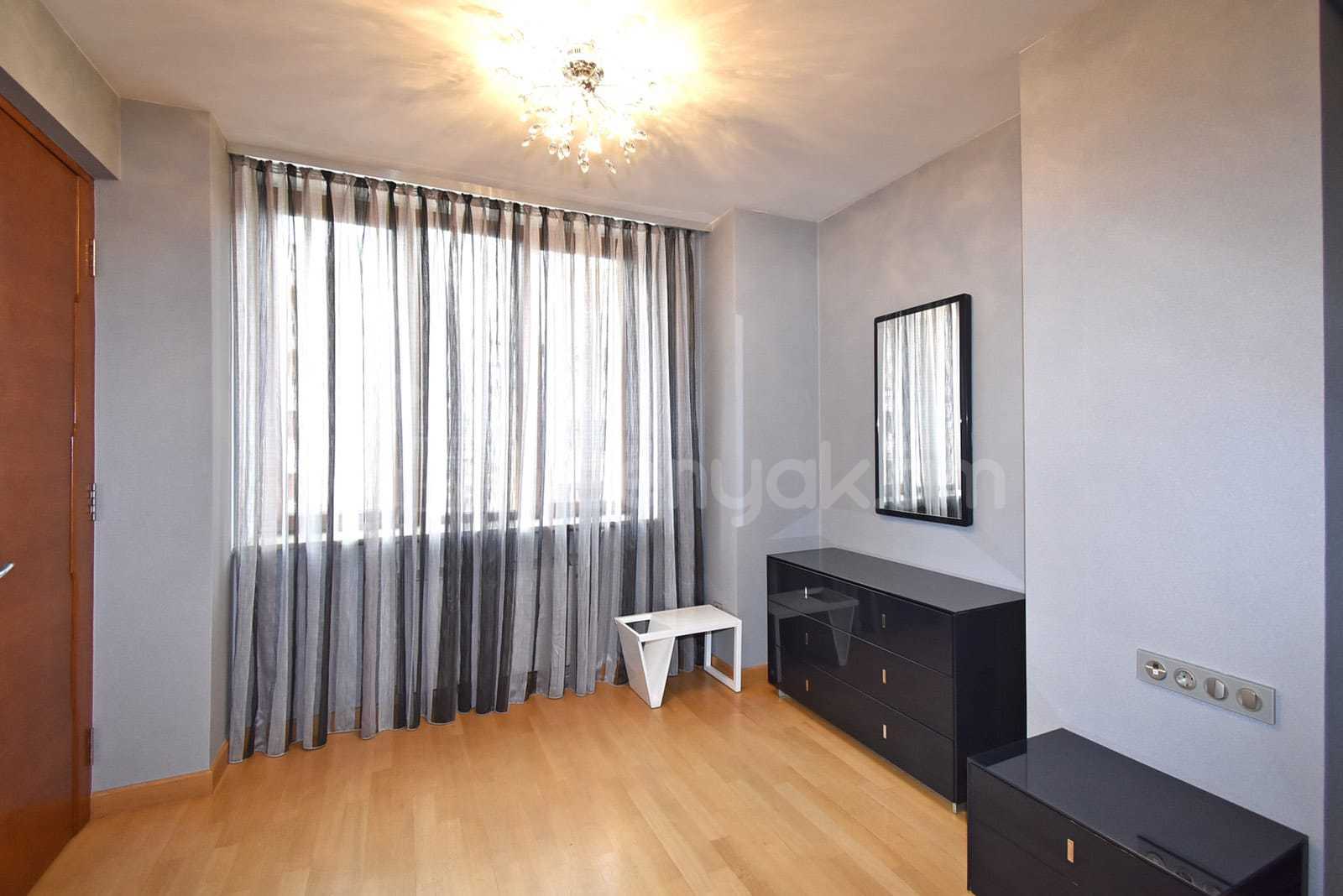 3 Սենյականոց Բնակարան Նորակառույցում, 90քմ, 4/11 հարկ, Դիզայներական Վերանորոգված