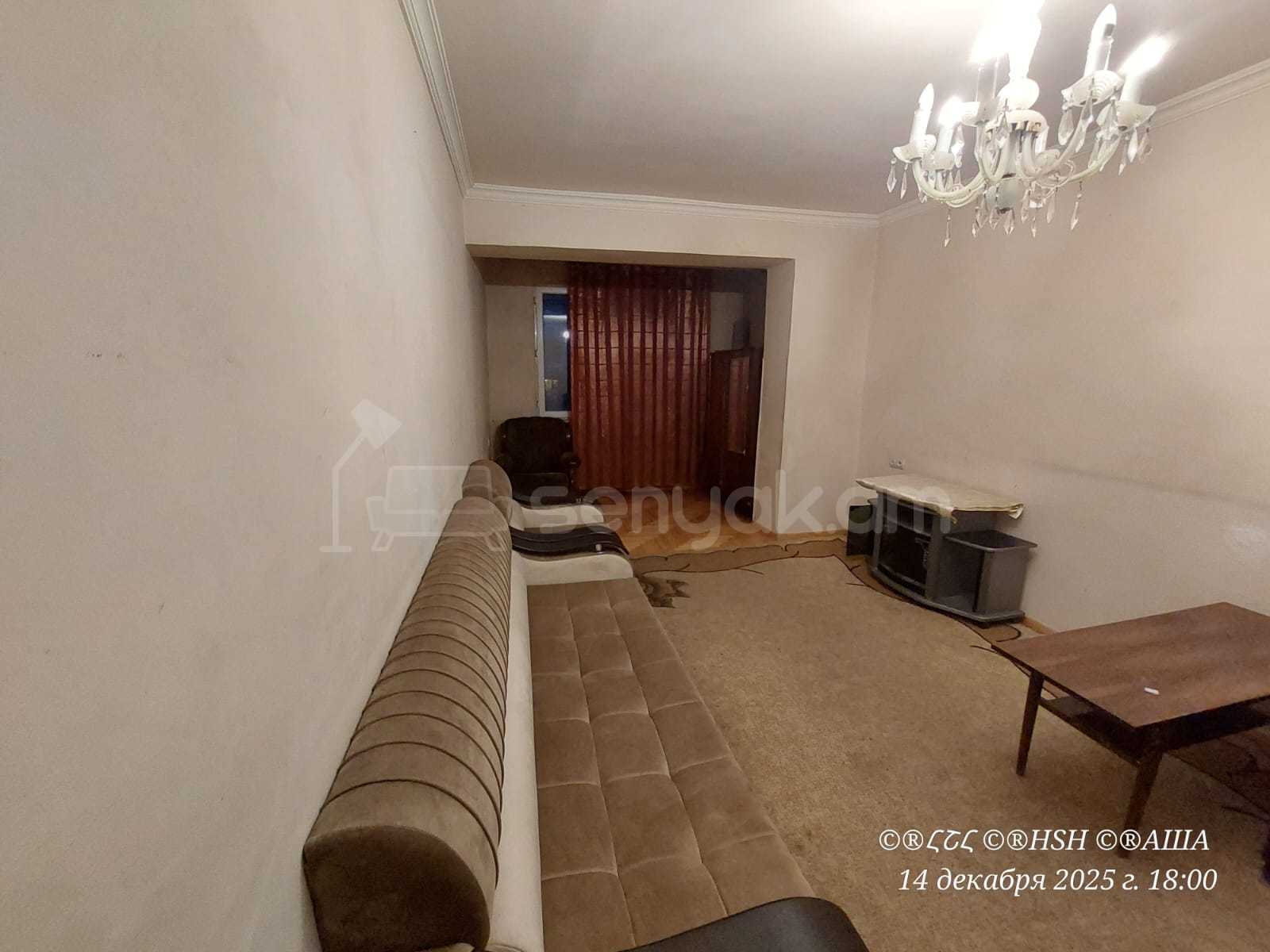 2 Սենյականոց Բնակարան Քարե Շենքում, 60քմ, 4/5 հարկ, Նորմալ Վիճակում, Կահավորված, Արևկող