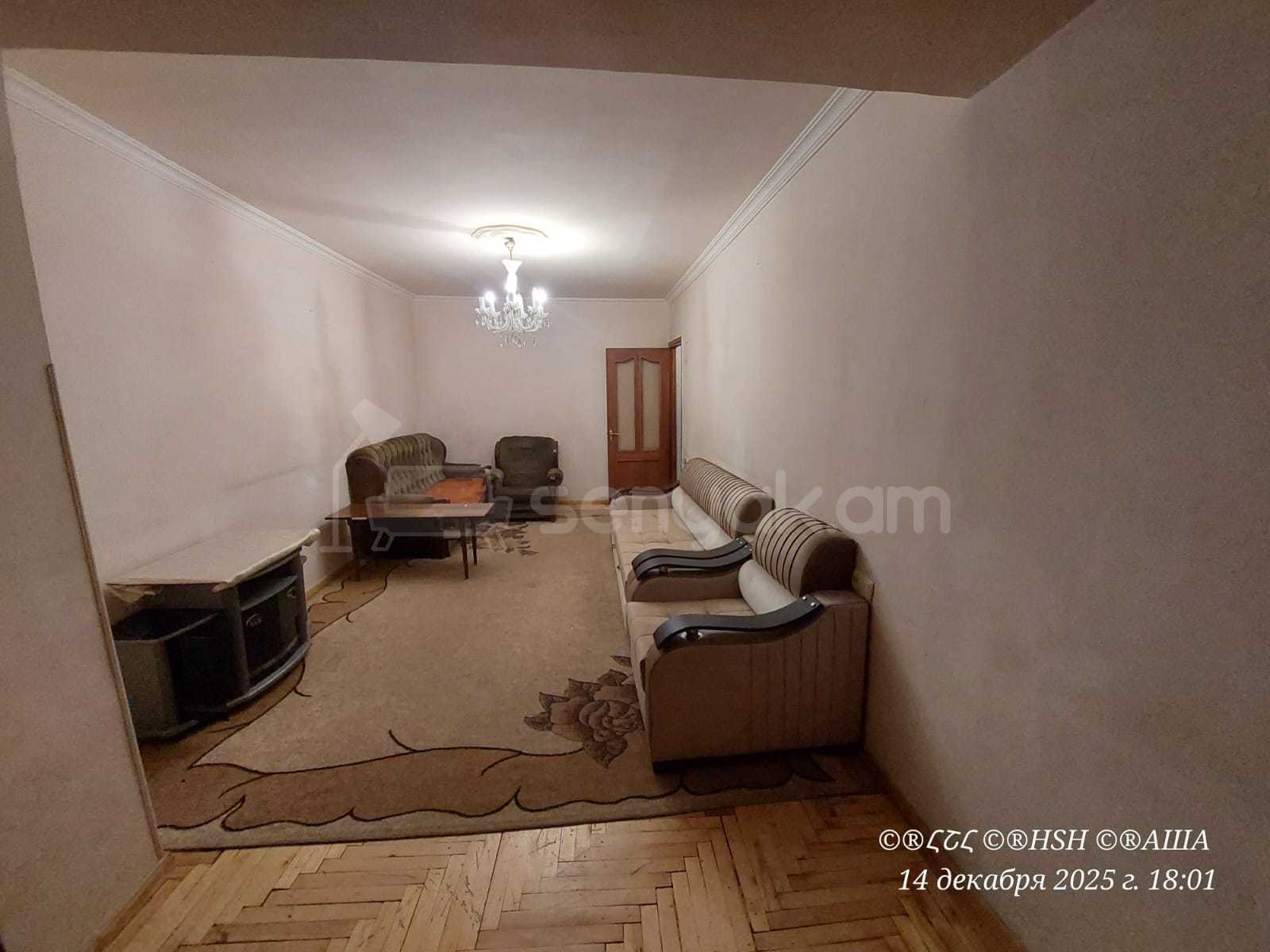 2 Սենյականոց Բնակարան Քարե Շենքում, 60քմ, 4/5 հարկ, Նորմալ Վիճակում, Կահավորված, Արևկող