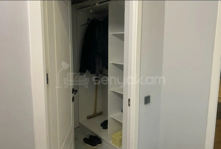 2 Սենյականոց Բնակարան, 55քմ, 12/14 հարկ, Կապիտալ Վերանորոգված, Կահավորված, Արևկող