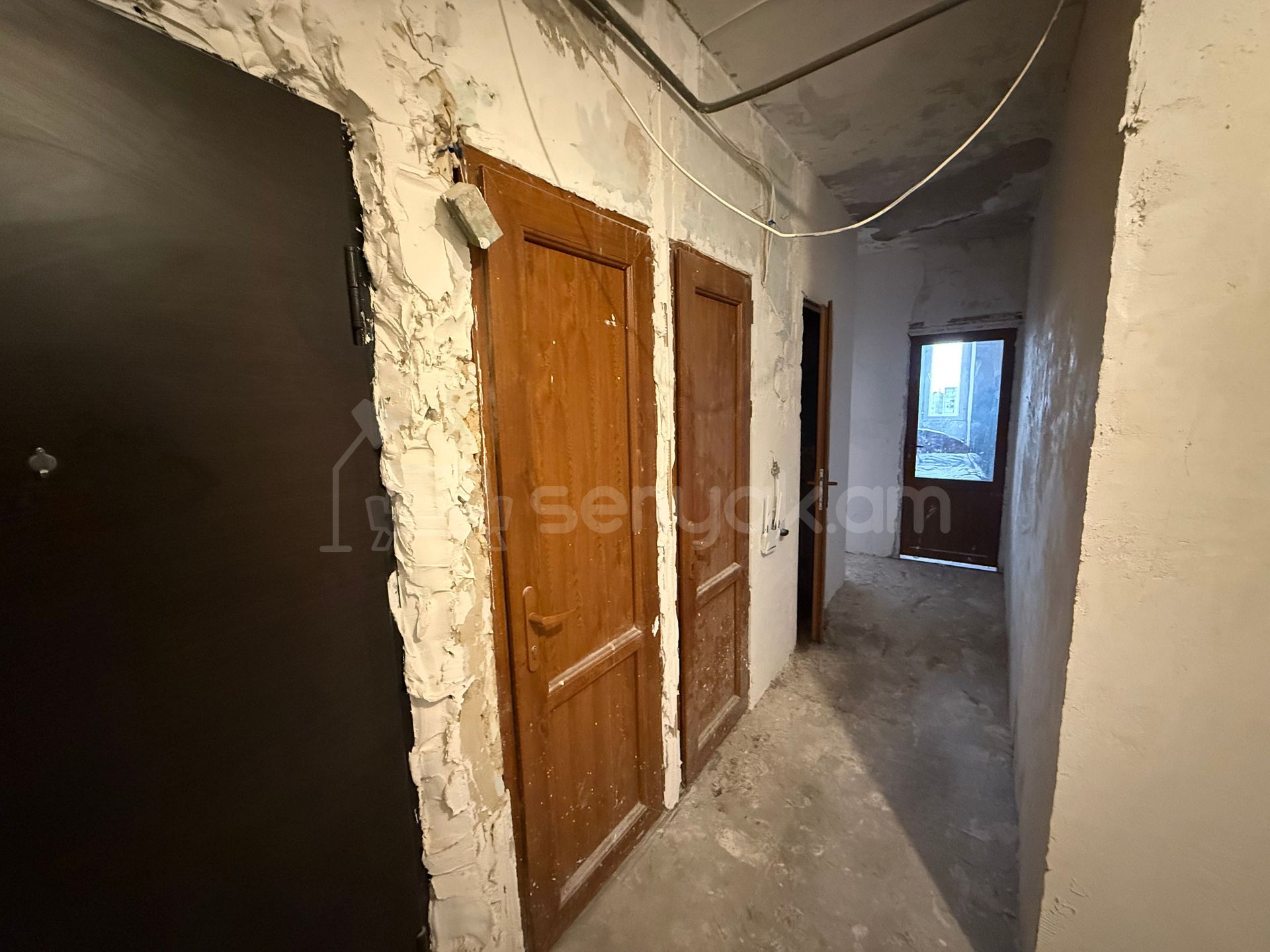 3 Սենյականոց Բնակարան, 79քմ, 16/16 հարկ, Պետական Վիճակում