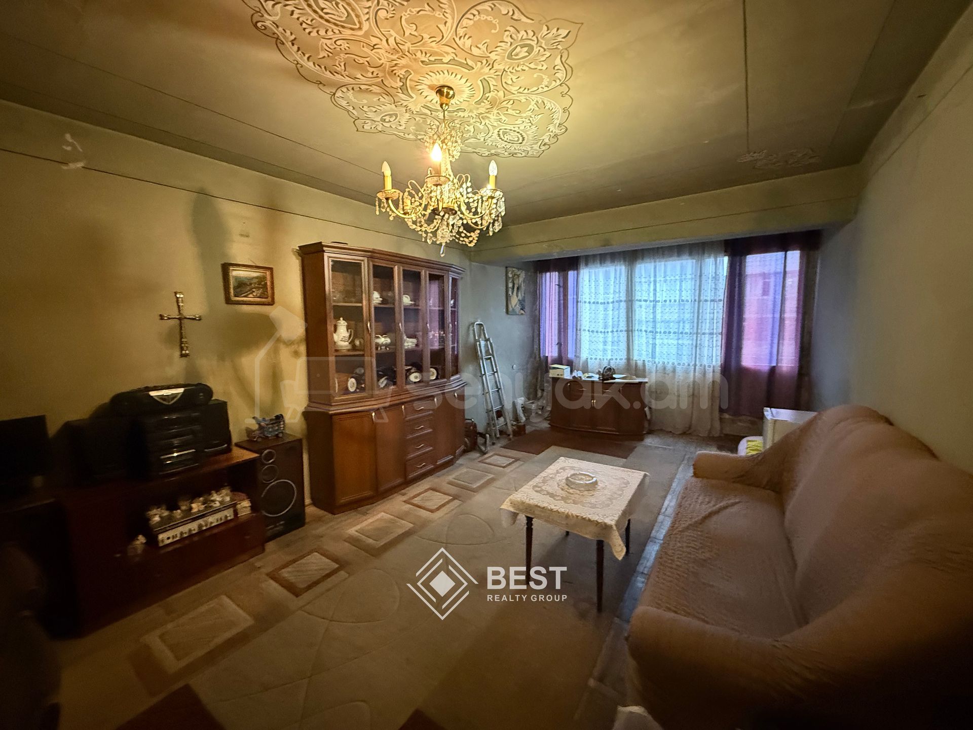 4 Սենյականոց Բնակարան Քարե Շենքում, 95քմ, 4/5 հարկ, Կոսմետիկ Վերանորոգված