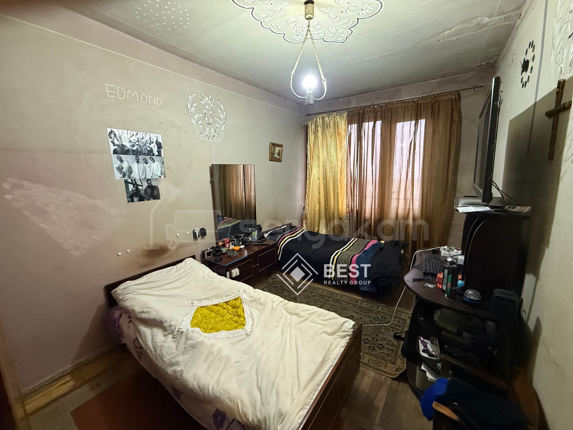 4 Սենյականոց Բնակարան Քարե Շենքում, 95քմ, 4/5 հարկ, Կոսմետիկ Վերանորոգված