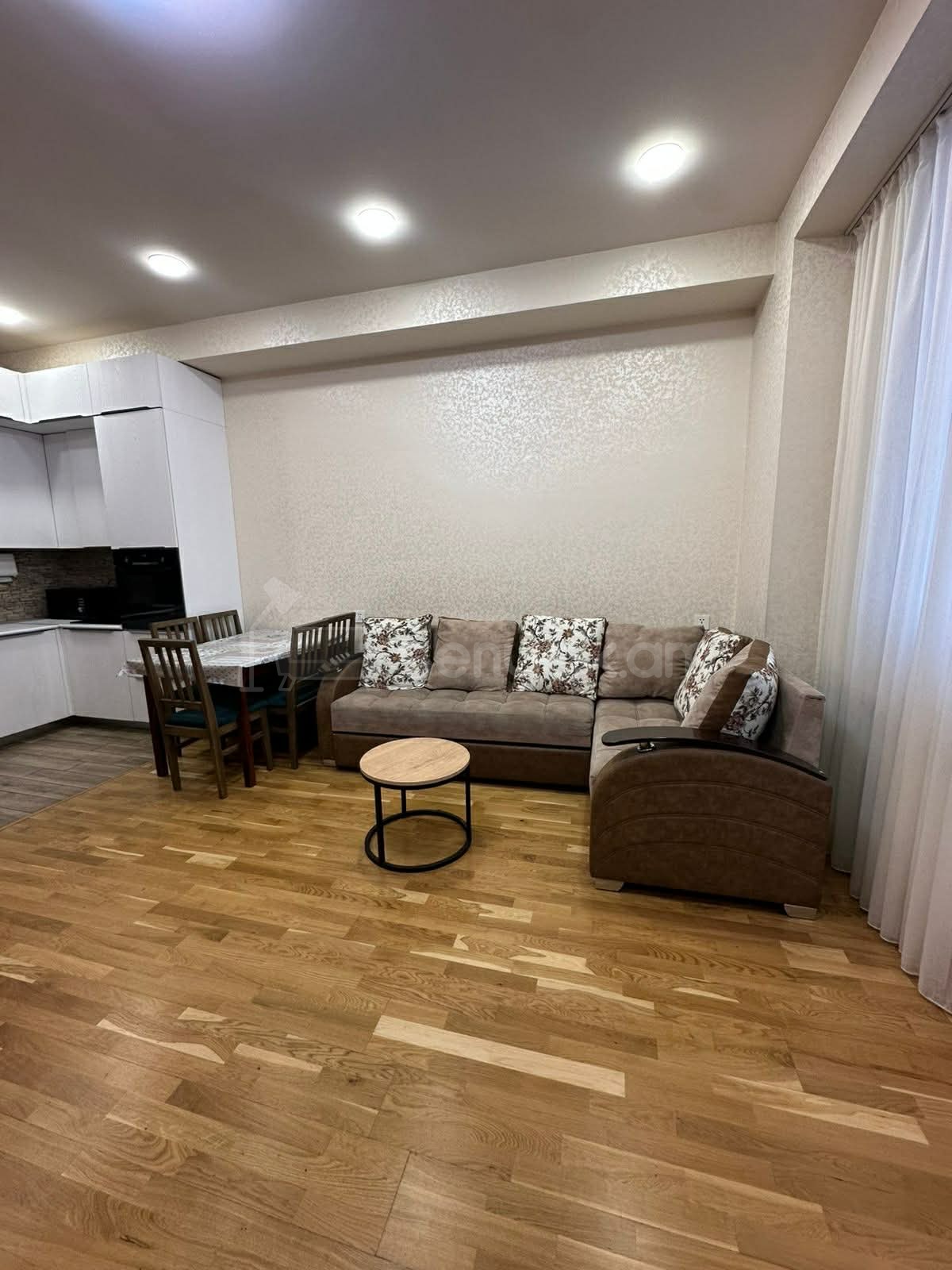 2 Սենյականոց Բնակարան Նորակառույցում, 60քմ, 6/14 հարկ, Կապիտալ Վերանորոգված