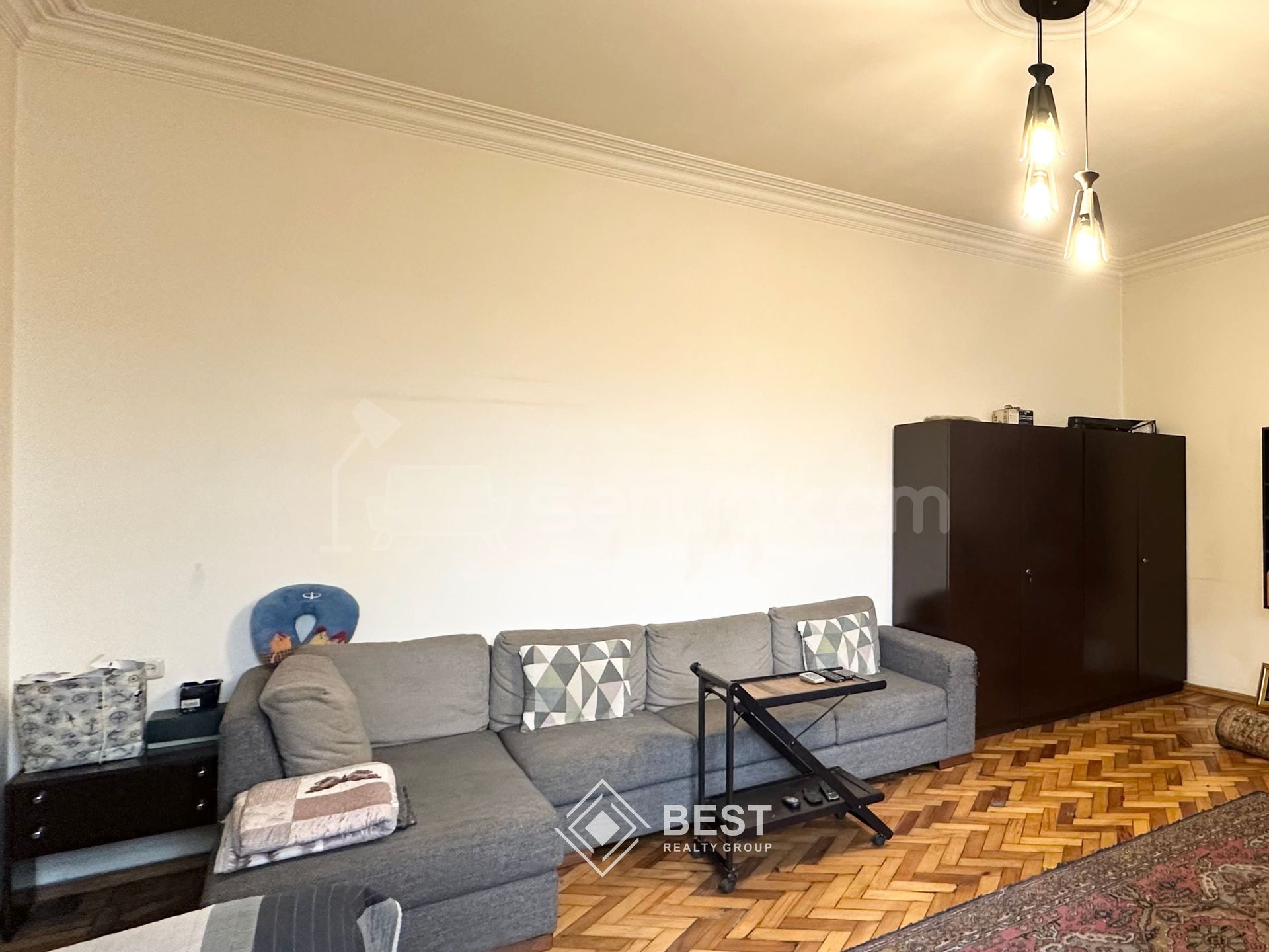 1 Սենյականոց Բնակարան Քարե Շենքում, 43քմ, 3/4 հարկ, Նորմալ Վիճակում