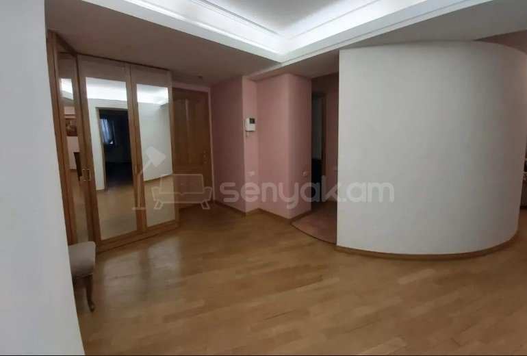 3 Սենյականոց Բնակարան, 107քմ, 6/9 հարկ, Կոսմետիկ Վերանորոգված, Կահավորված, Արևկող