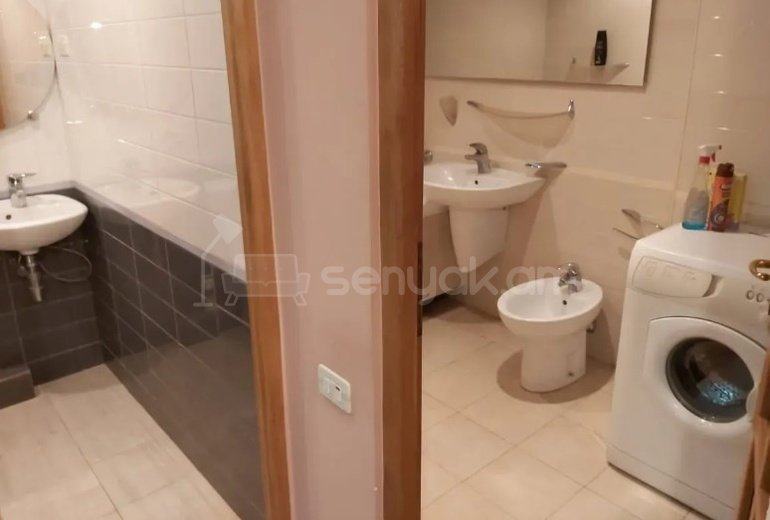 3 Սենյականոց Բնակարան, 107քմ, 6/9 հարկ, Կոսմետիկ Վերանորոգված, Կահավորված, Արևկող