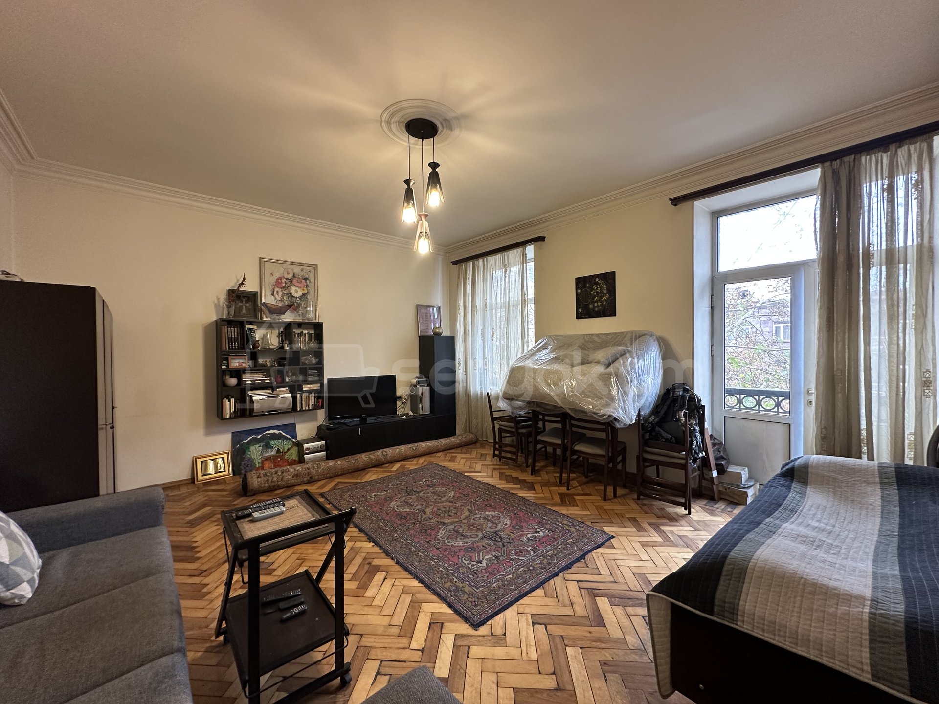 1 Սենյականոց Բնակարան Քարե Շենքում, 43քմ, 3/4 հարկ, Կապիտալ Վերանորոգված