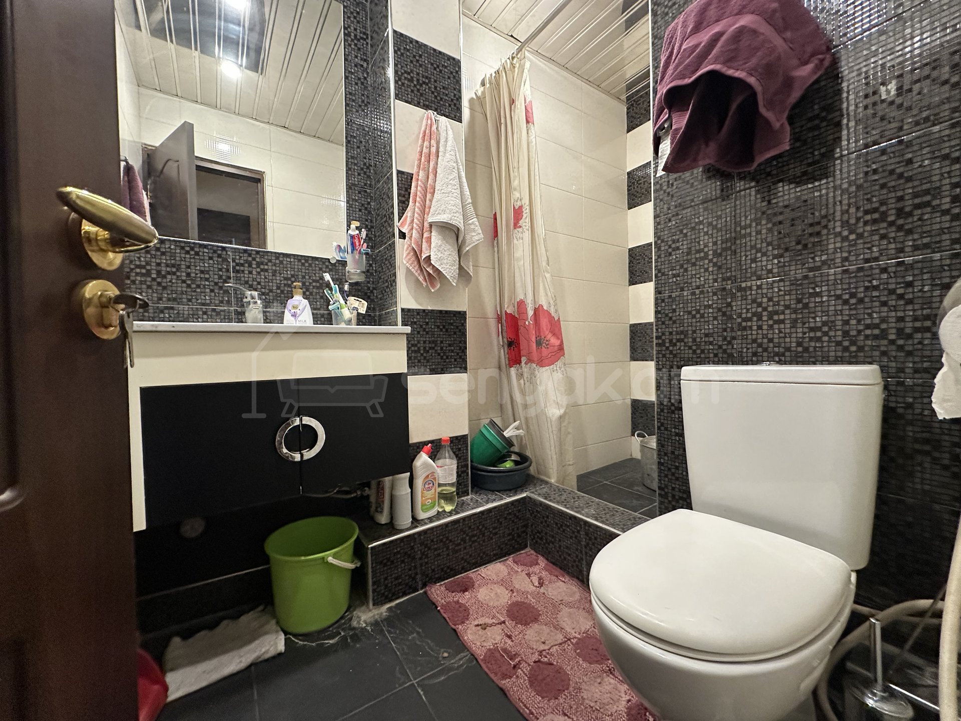 1 Սենյականոց Բնակարան Քարե Շենքում, 43քմ, 3/4 հարկ, Կապիտալ Վերանորոգված