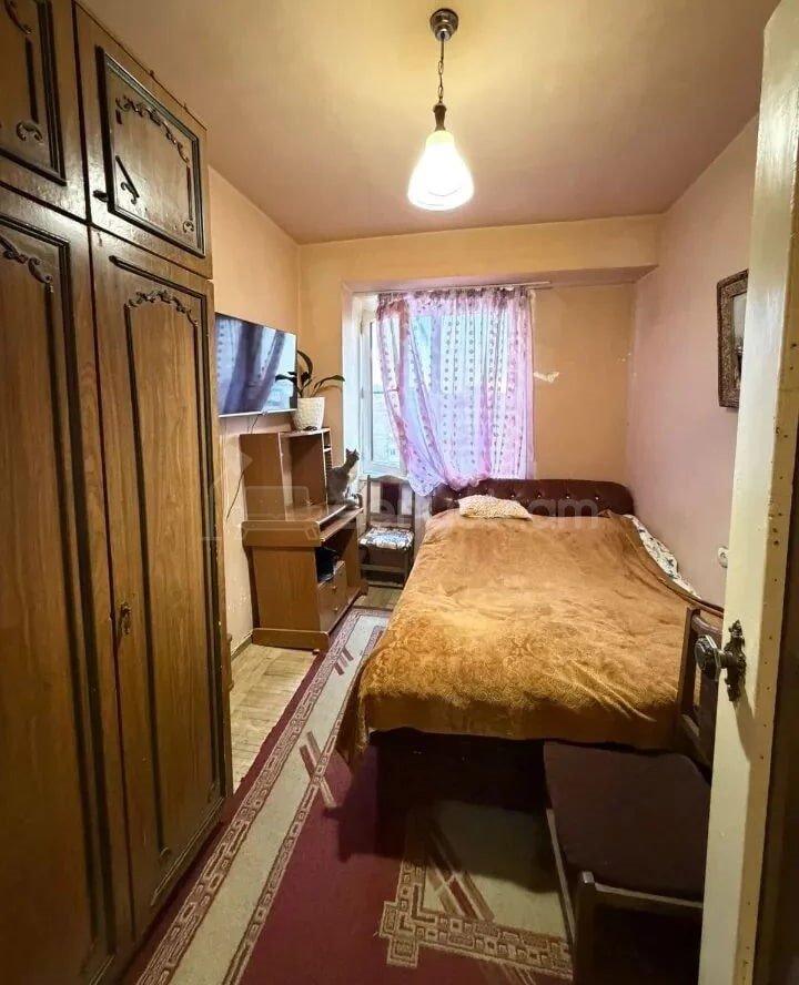 4 Սենյականոց Բնակարան, 90քմ, 8/9 հարկ, Պետական Վիճակում