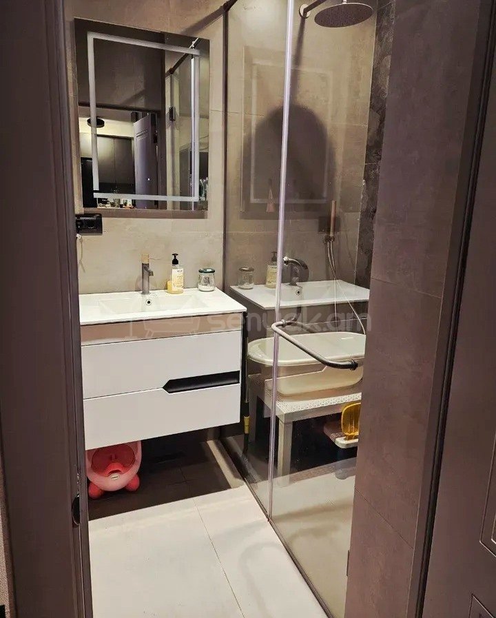 3 Սենյականոց Բնակարան Նորակառույցում, 78քմ, 12/16 հարկ, Դիզայներական Վերանորոգված