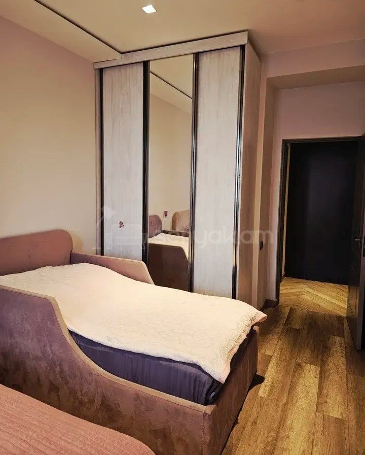 3 Սենյականոց Բնակարան Նորակառույցում, 78քմ, 12/16 հարկ, Դիզայներական Վերանորոգված