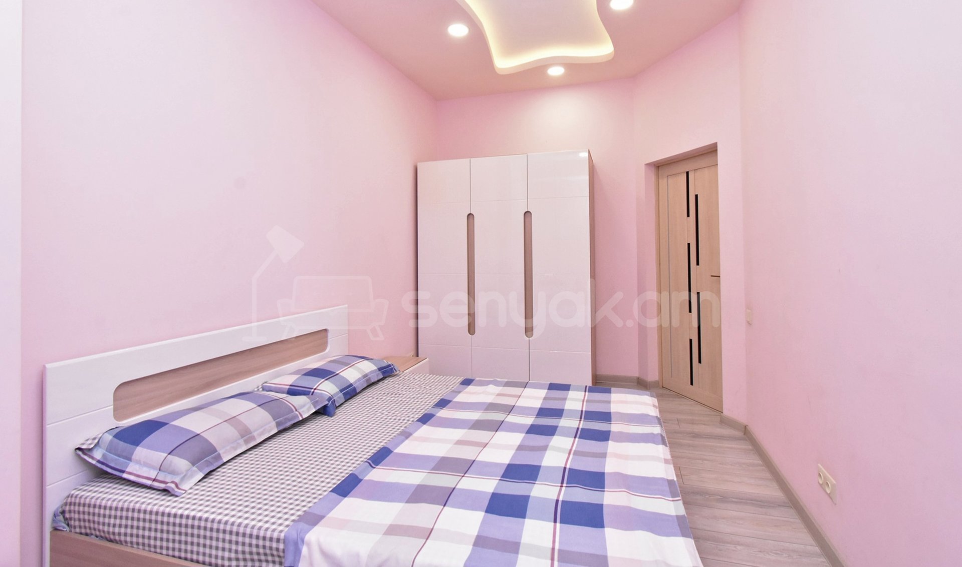 2 Սենյականոց Բնակարան Նորակառույցում, 50քմ, 12/17 հարկ, Կապիտալ Վերանորոգված