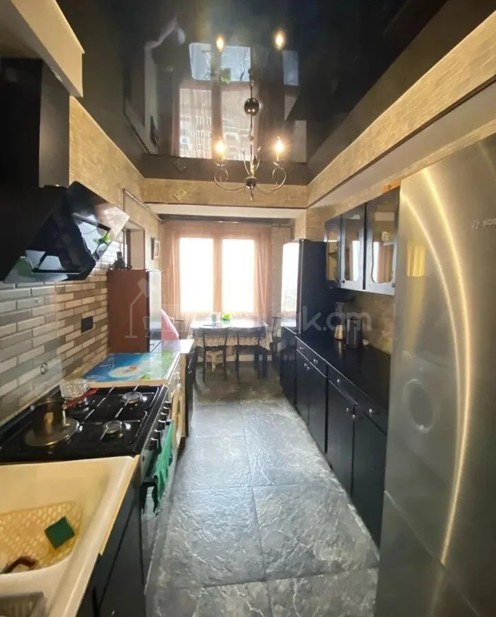 3 Սենյականոց Բնակարան, 80քմ, 11/14 հարկ, Կապիտալ Վերանորոգված