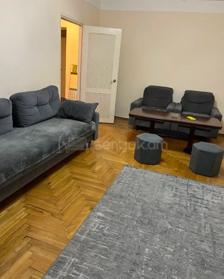 3 Սենյականոց Բնակարան, 75քմ, 3/9 հարկ, Նորմալ Վիճակում, Կահավորված