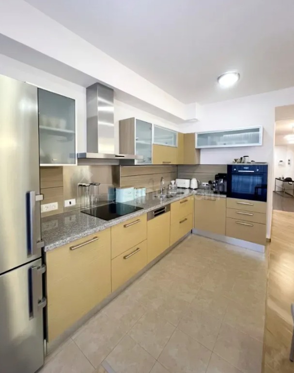 3 Սենյականոց Բնակարան Նորակառույցում, 127քմ, 6/7 հարկ, Դիզայներական Վերանորոգված, Կահավորված, Արևկող