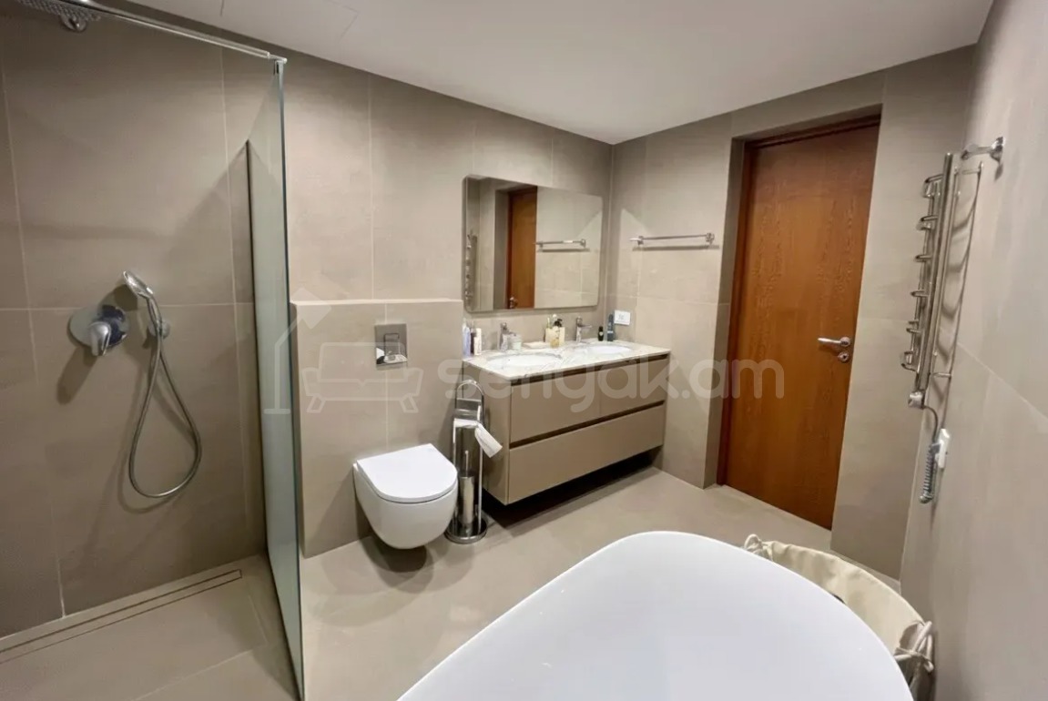 3 Սենյականոց Բնակարան Նորակառույցում, 127քմ, 6/7 հարկ, Դիզայներական Վերանորոգված, Կահավորված, Արևկող