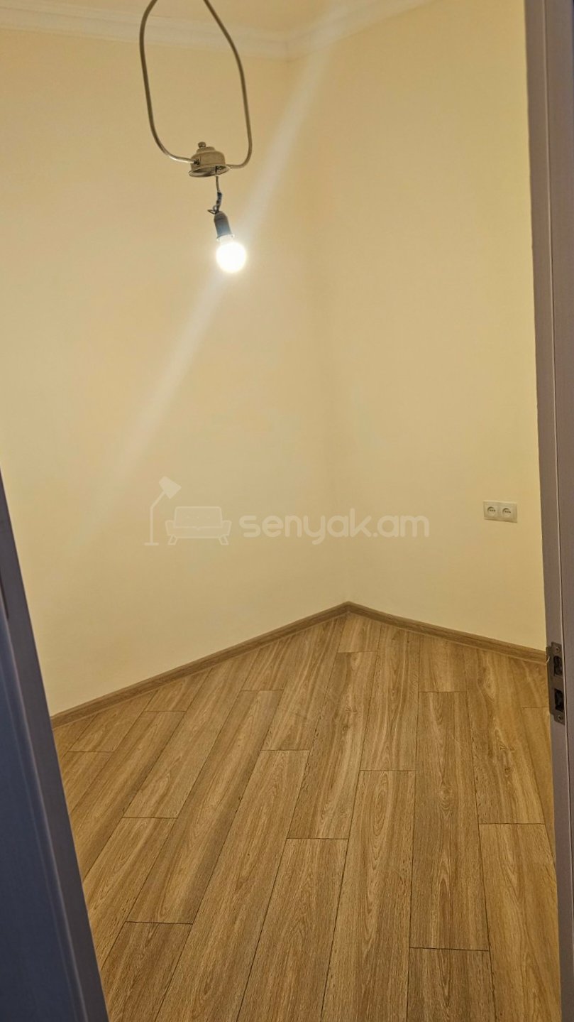 3 Սենյականոց Բնակարան, 67քմ, 12/16 հարկ, Կապիտալ Վերանորոգված, Կահավորված, Արևկող