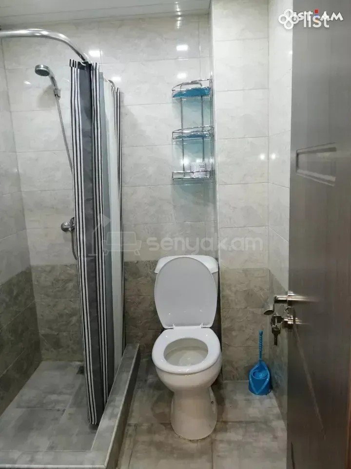 1 Սենյականոց Բնակարան Քարե Շենքում, 32քմ, 3/5 հարկ, Կոսմետիկ Վերանորոգված, Կահավորված, Արևկող