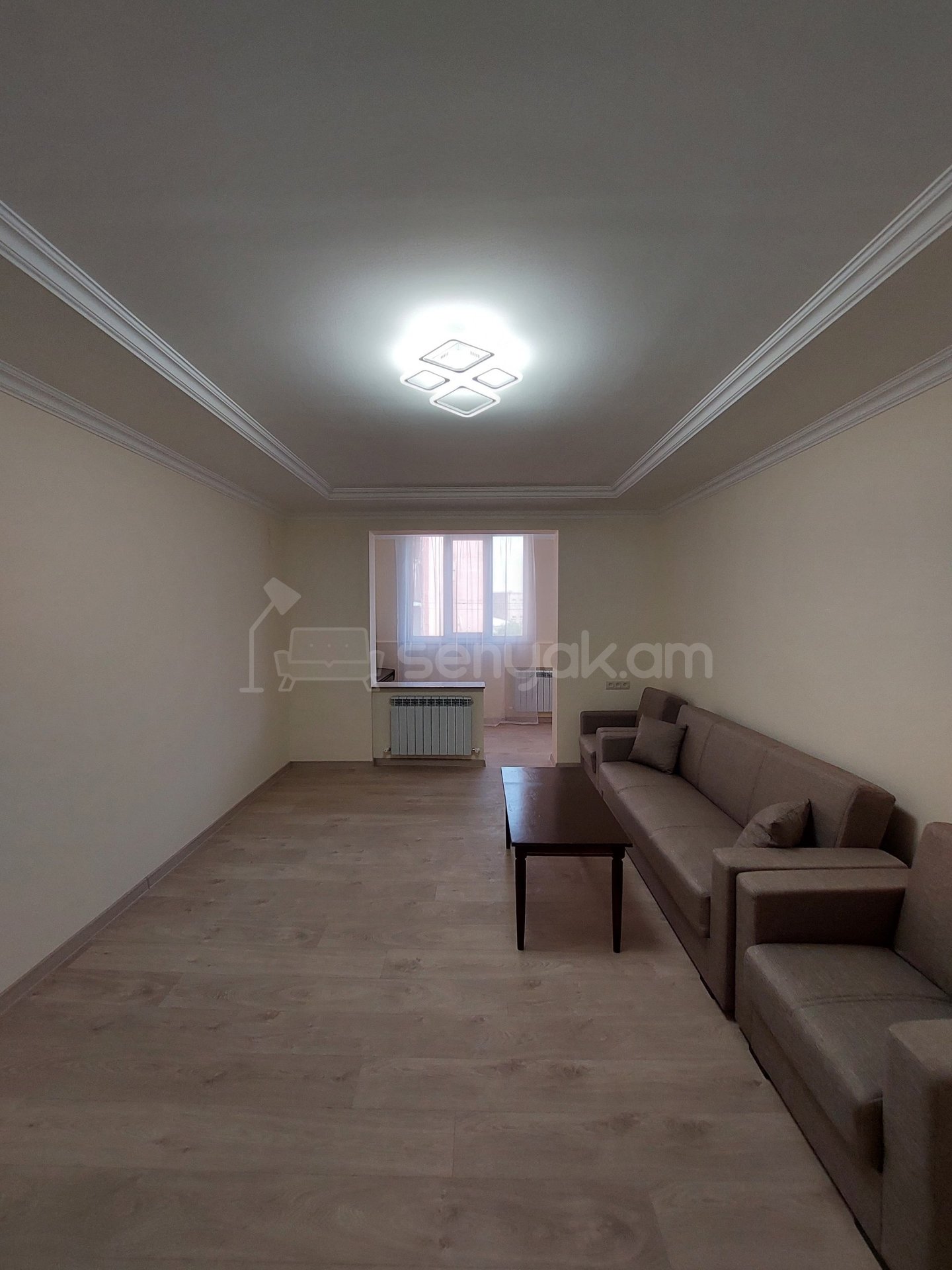 4 Սենյականոց Բնակարան, 100քմ, 4/9 հարկ, Կապիտալ Վերանորոգված, Կահավորված, Արևկող