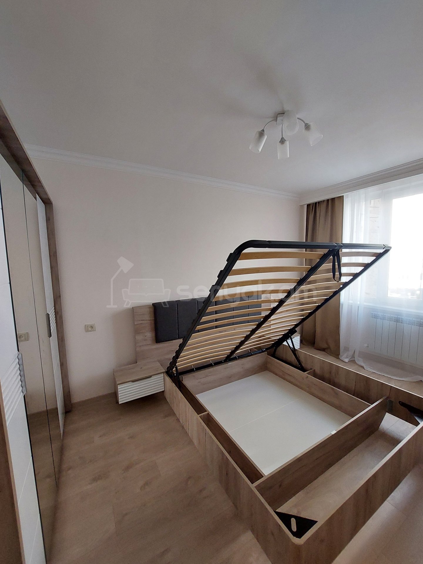 4 Սենյականոց Բնակարան, 100քմ, 4/9 հարկ, Կապիտալ Վերանորոգված, Կահավորված, Արևկող