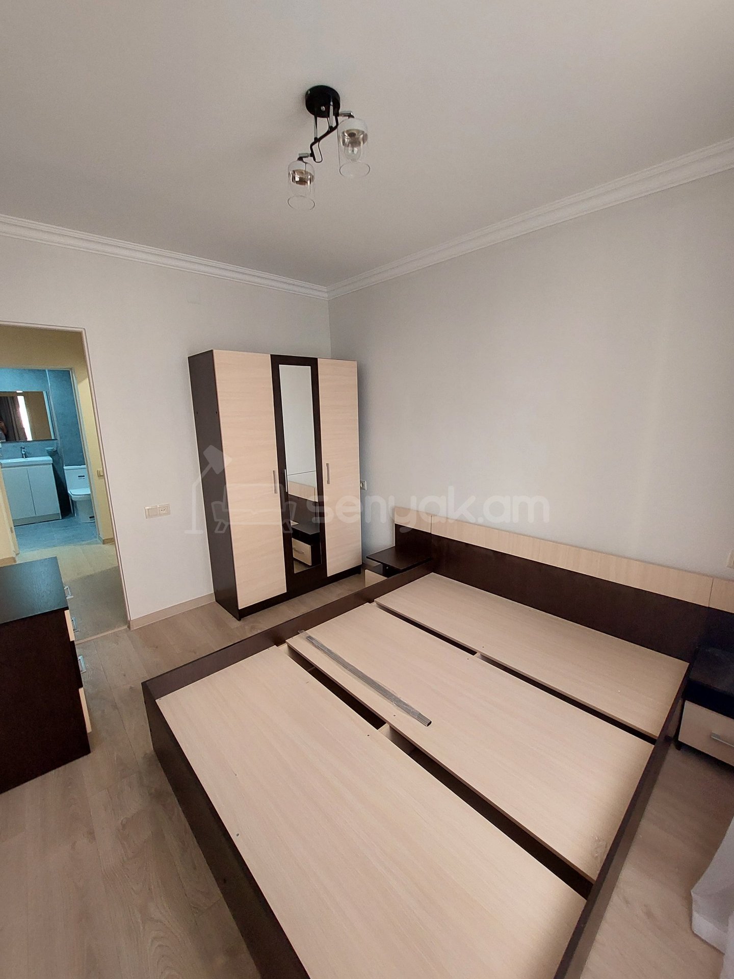 4 Սենյականոց Բնակարան, 100քմ, 4/9 հարկ, Կապիտալ Վերանորոգված, Կահավորված, Արևկող