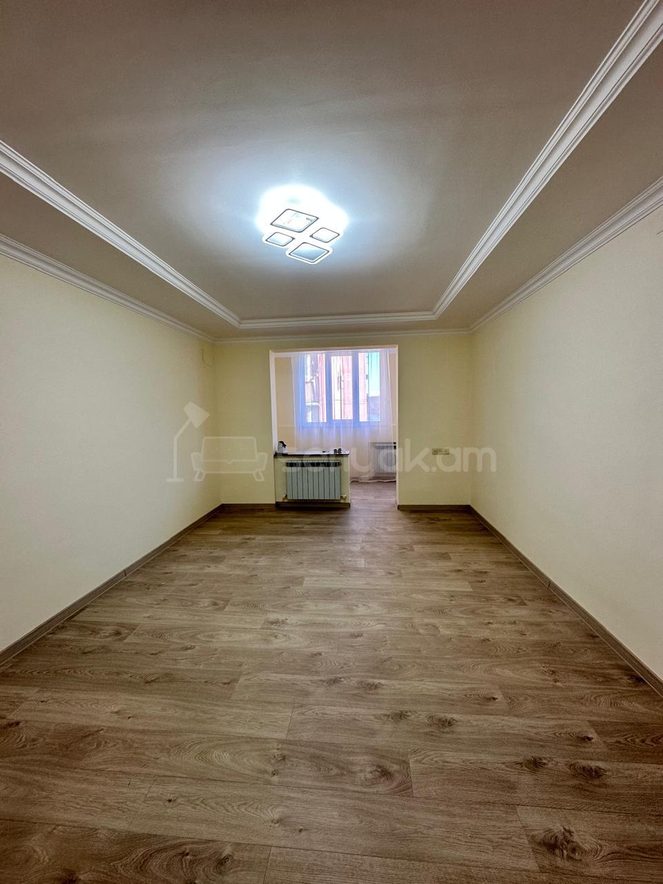 4 Սենյականոց Բնակարան, 100քմ, 4/9 հարկ, Կապիտալ Վերանորոգված, Կահավորված, Արևկող