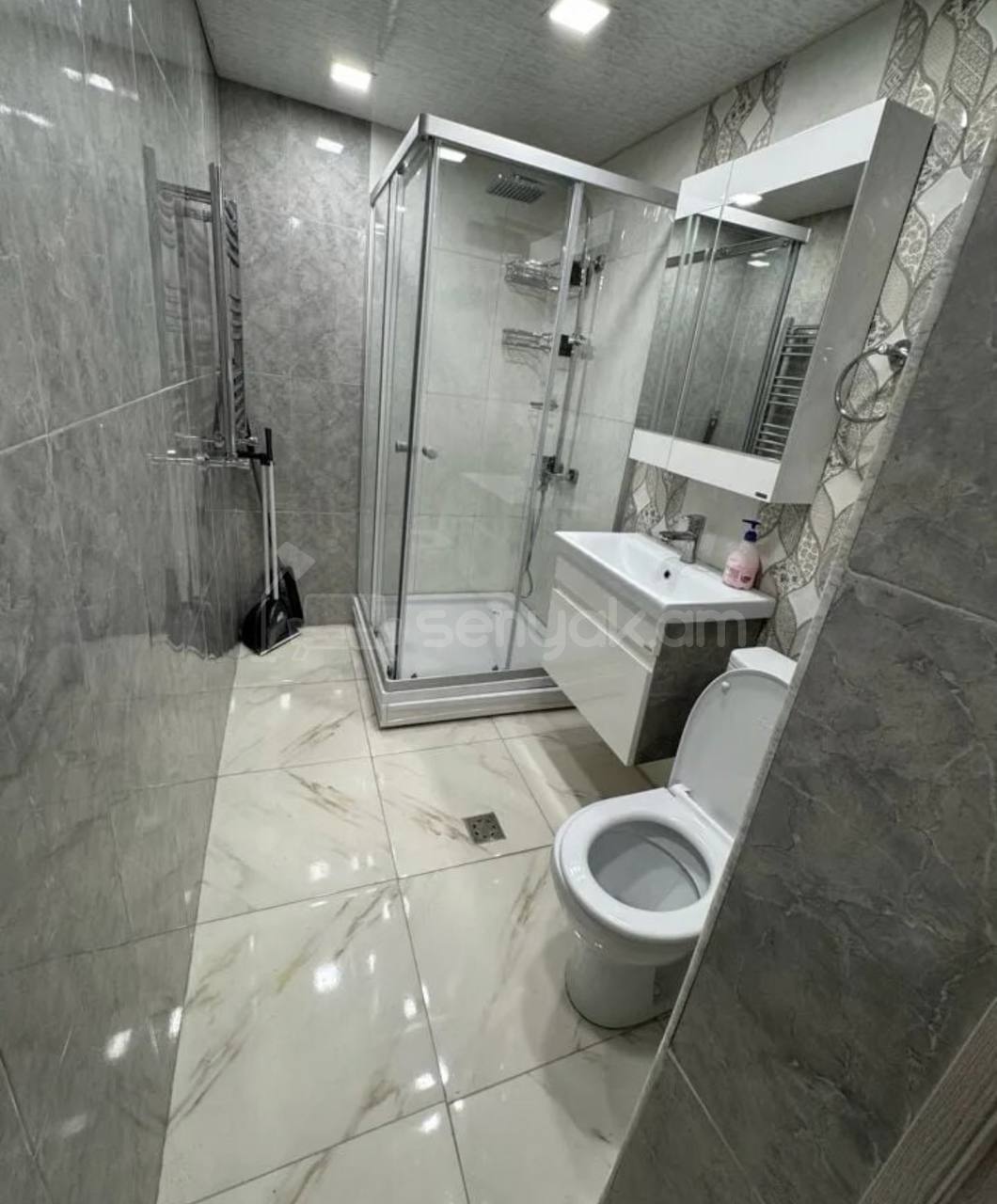 2 Սենյականոց Բնակարան, 70քմ, 7/9 հարկ, Դիզայներական Վերանորոգված, Կահավորված, Արևկող