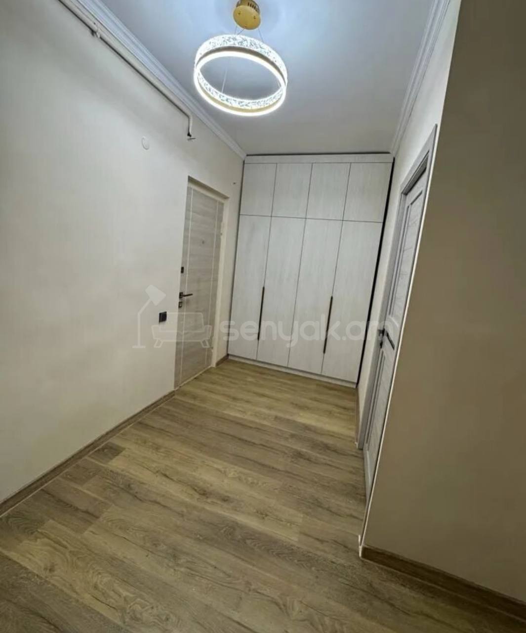 2 Սենյականոց Բնակարան, 70քմ, 7/9 հարկ, Դիզայներական Վերանորոգված, Կահավորված, Արևկող