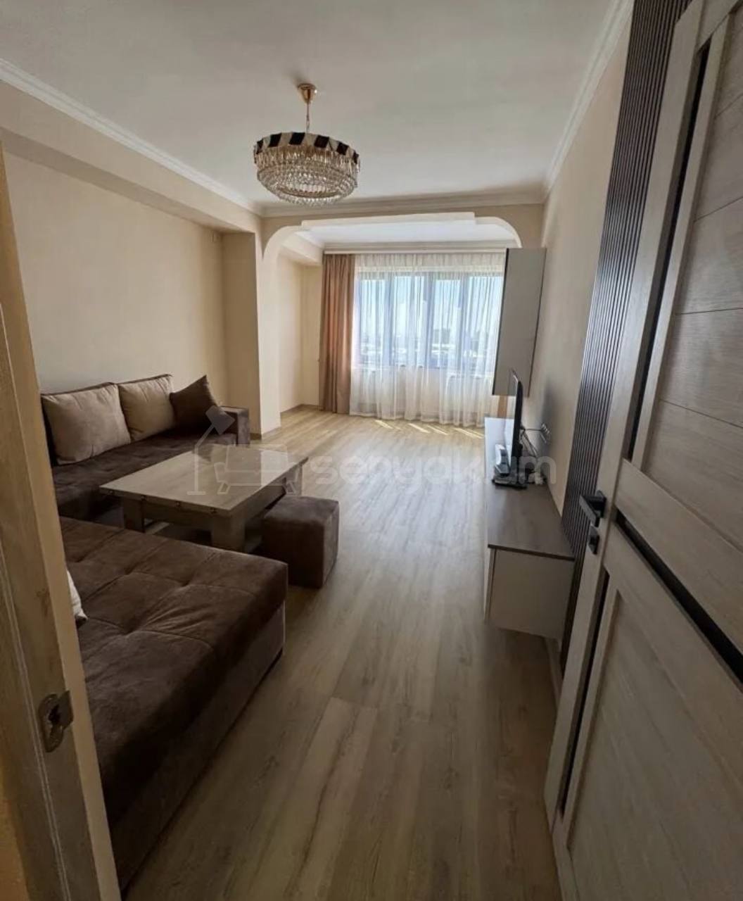 2 Սենյականոց Բնակարան, 70քմ, 7/9 հարկ, Դիզայներական Վերանորոգված, Կահավորված, Արևկող