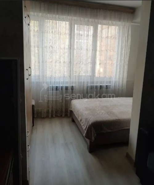 1 Սենյականոց Բնակարան, 42քմ, 2/9 հարկ, Կոսմետիկ Վերանորոգված, Կահավորված, Արևկող