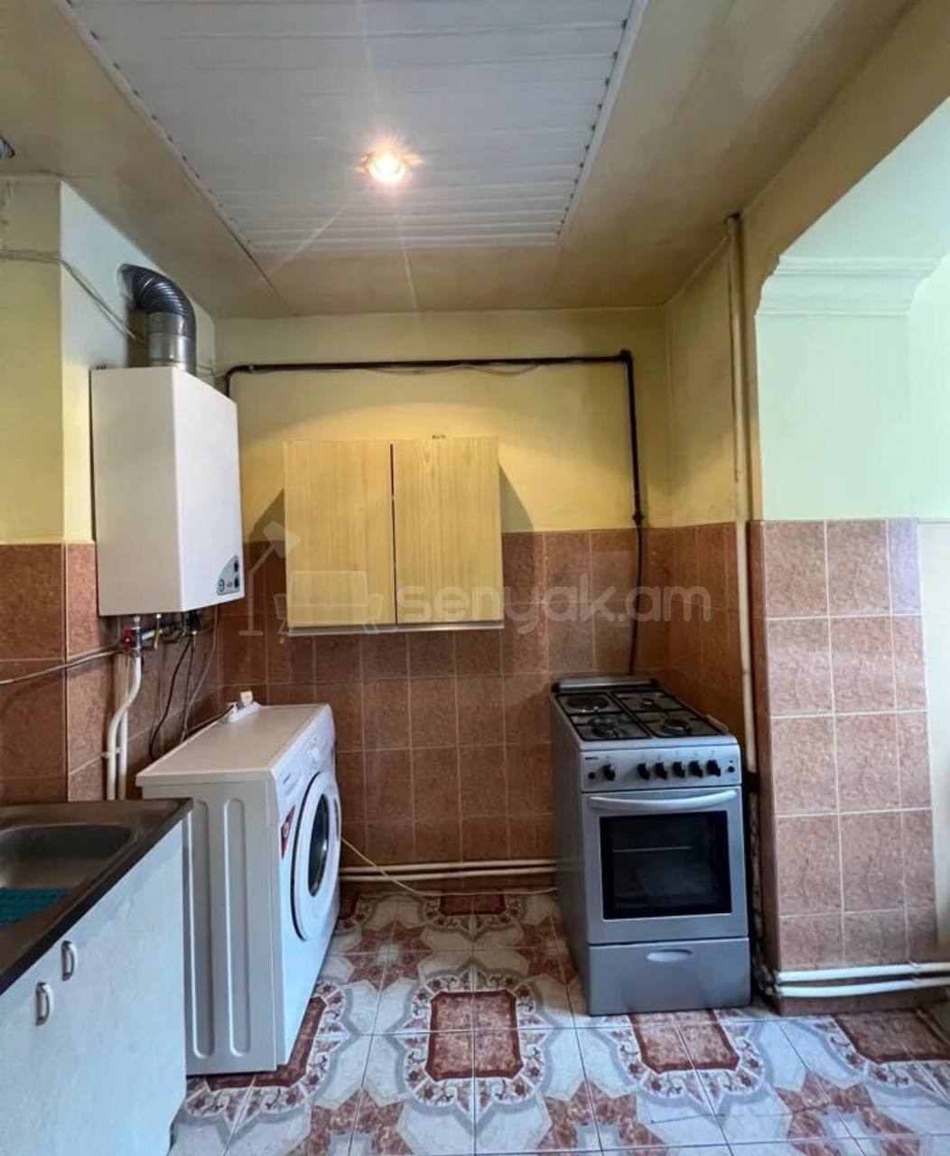 2 Սենյականոց Բնակարան Քարե Շենքում, 60քմ, 2/5 հարկ, Կոսմետիկ Վերանորոգված, Կահավորված, Արևկող